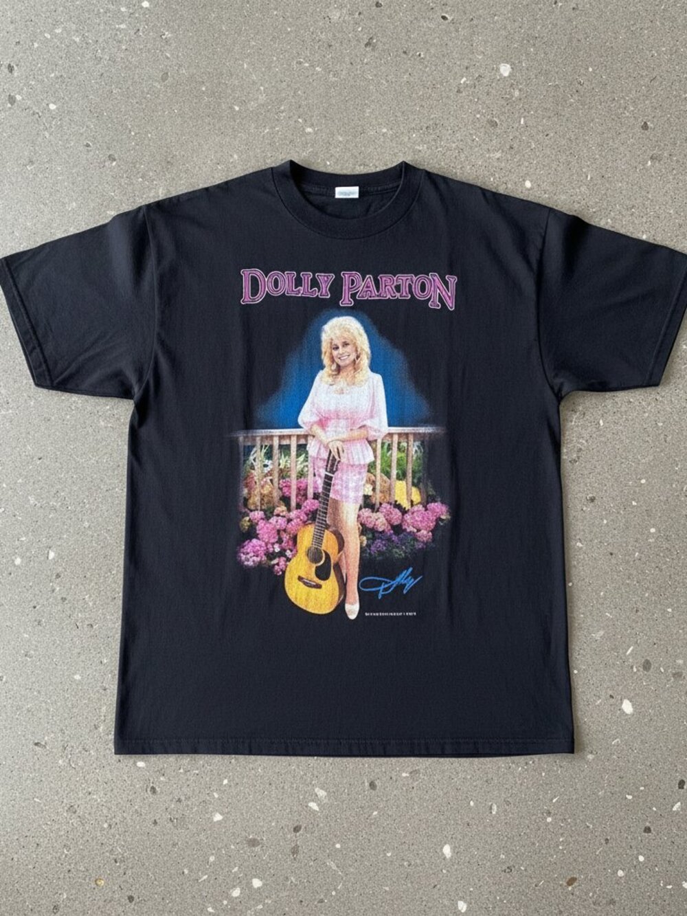 Dolly Parton Vintage Country Music Graphic T-Shirt – Black